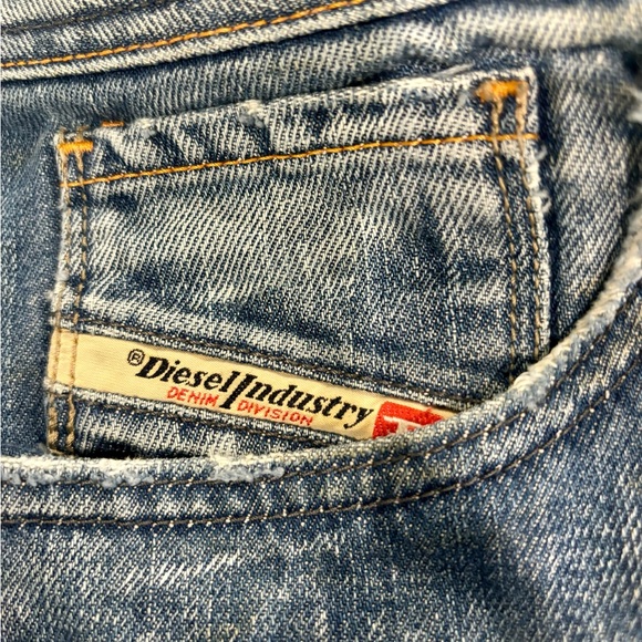 Diesel Men’s Bootcut Jeans (36 Waist, 32 Inseam) - Picture 3 of 4